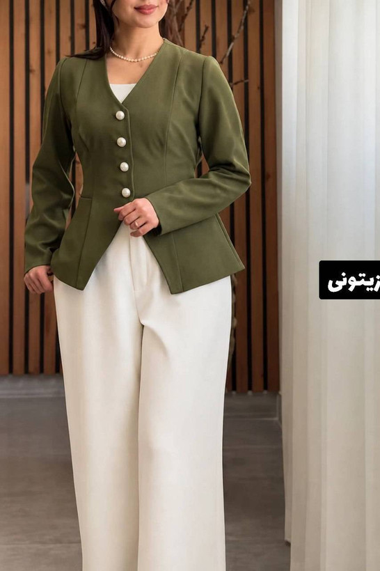 مانتو دکمه دار گشین جنس : مازراتی مشکی, شکلاتی, نسکافه ای, سورمه ای, سبز, آبی, کاراملی, زیتونی, آبی نفتی, کله غازی فری سایز زنانه