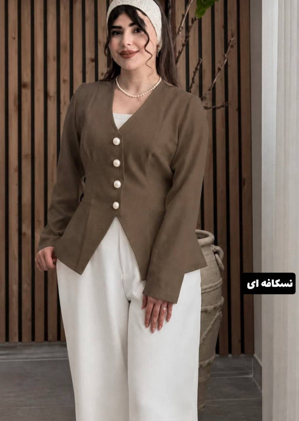 مانتو دکمه دار گشین جنس : مازراتی مشکی, شکلاتی, نسکافه ای, سورمه ای, سبز, آبی, کاراملی, زیتونی, آبی نفتی, کله غازی فری سایز زنانه