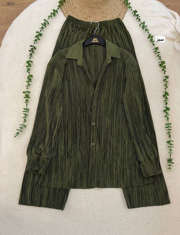 ست تونیک شلوار پلیسه جنس : ساتن پلیسه مشکی, خاکی, سبز, شتری فری سایز زنانه شناسه : #22587