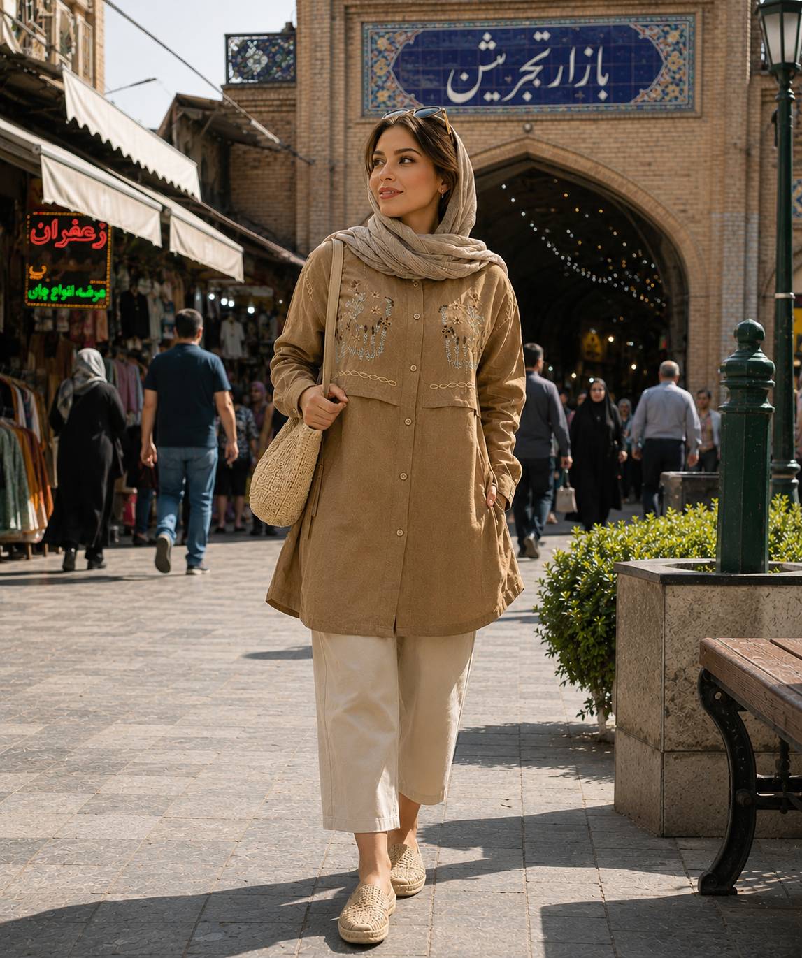 شومیز مانتویی حوری جنس : جگوار کنفی اعلا وارداتی   مشکی, کرم, سورمه ای, سبز, نسکافه ای فری سایز زنانه