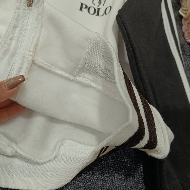 سویشرت polo جنس : دورس داخل کرکی مشکی, آبی, سفید, صورتی, زرد فری سایز زنانه